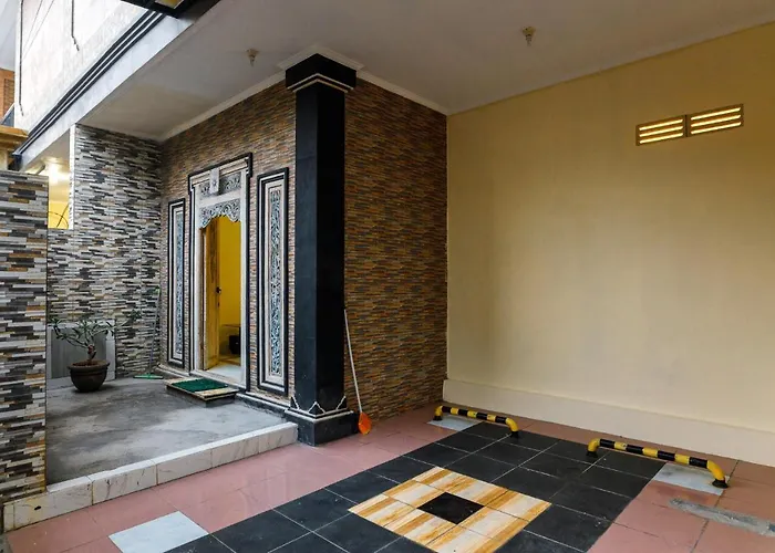 Ilyas House ゲストハウス *