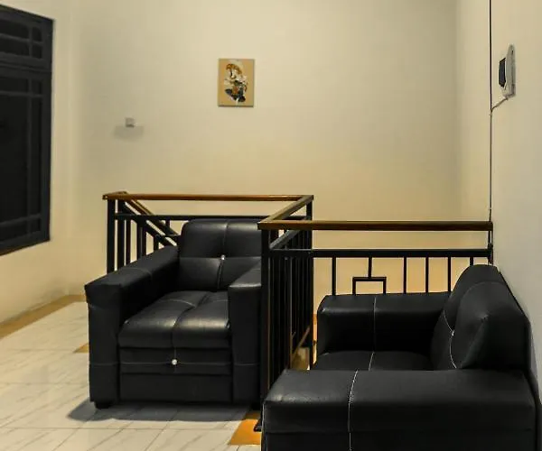 ゲストハウス Ilyas House
